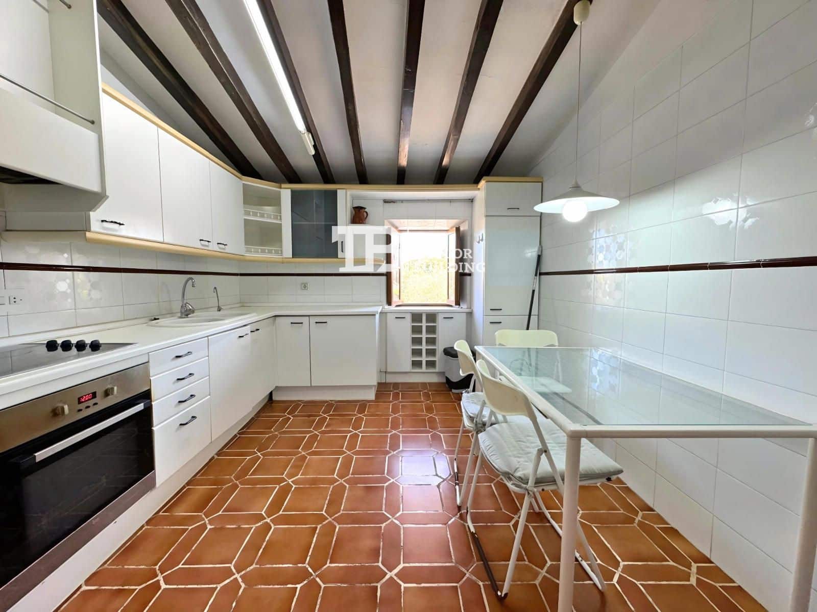 8 soverom Villa til salgs i Establiments med garasje - € 1 399 990 (Ref: 9108096)