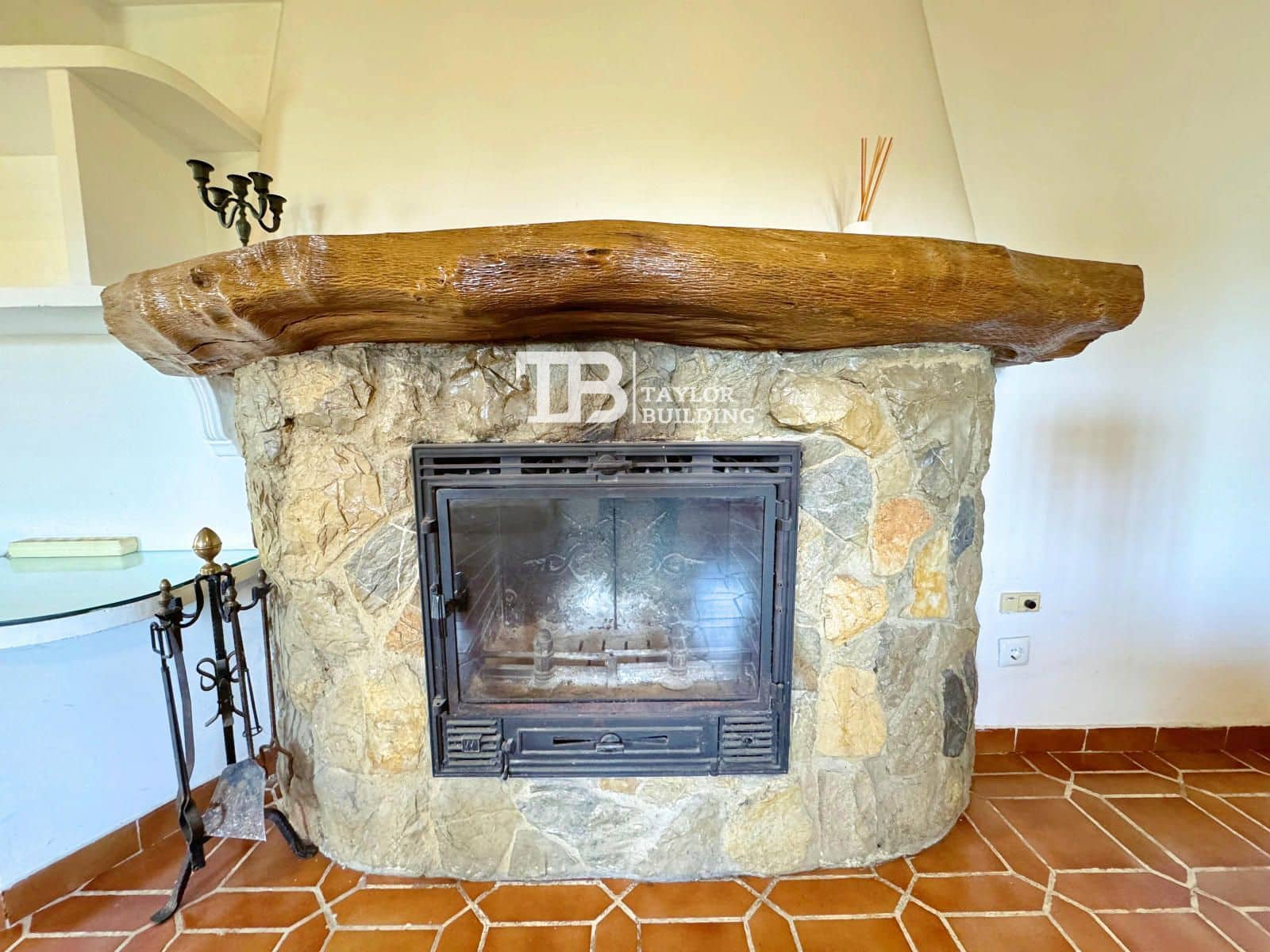 8 soverom Villa til salgs i Establiments med garasje - € 1 399 990 (Ref: 9108096)