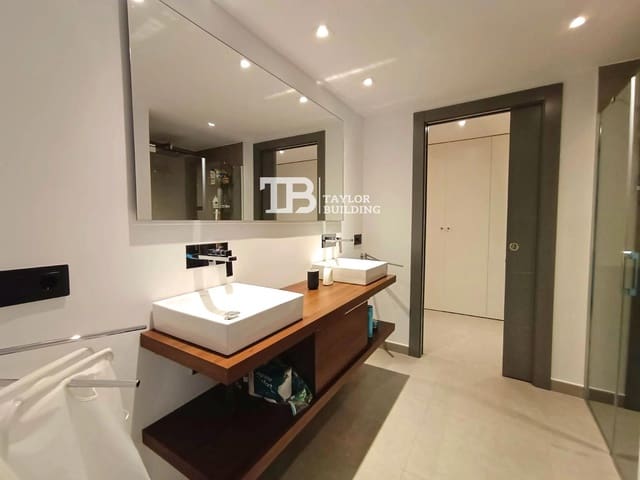 4 bedroom Villa for sale in Costa de la Calma, Calvià with pool garage - € 2,229,000 (Ref: 9175600)