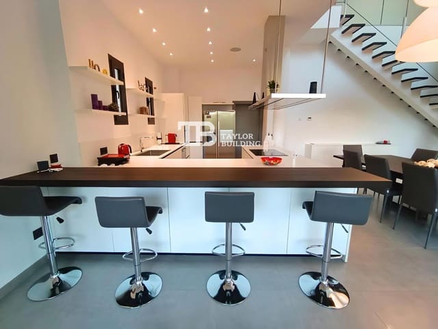 4 bedroom Villa for sale in Costa de la Calma, Calvià with pool garage - € 2,229,000 (Ref: 9175600)