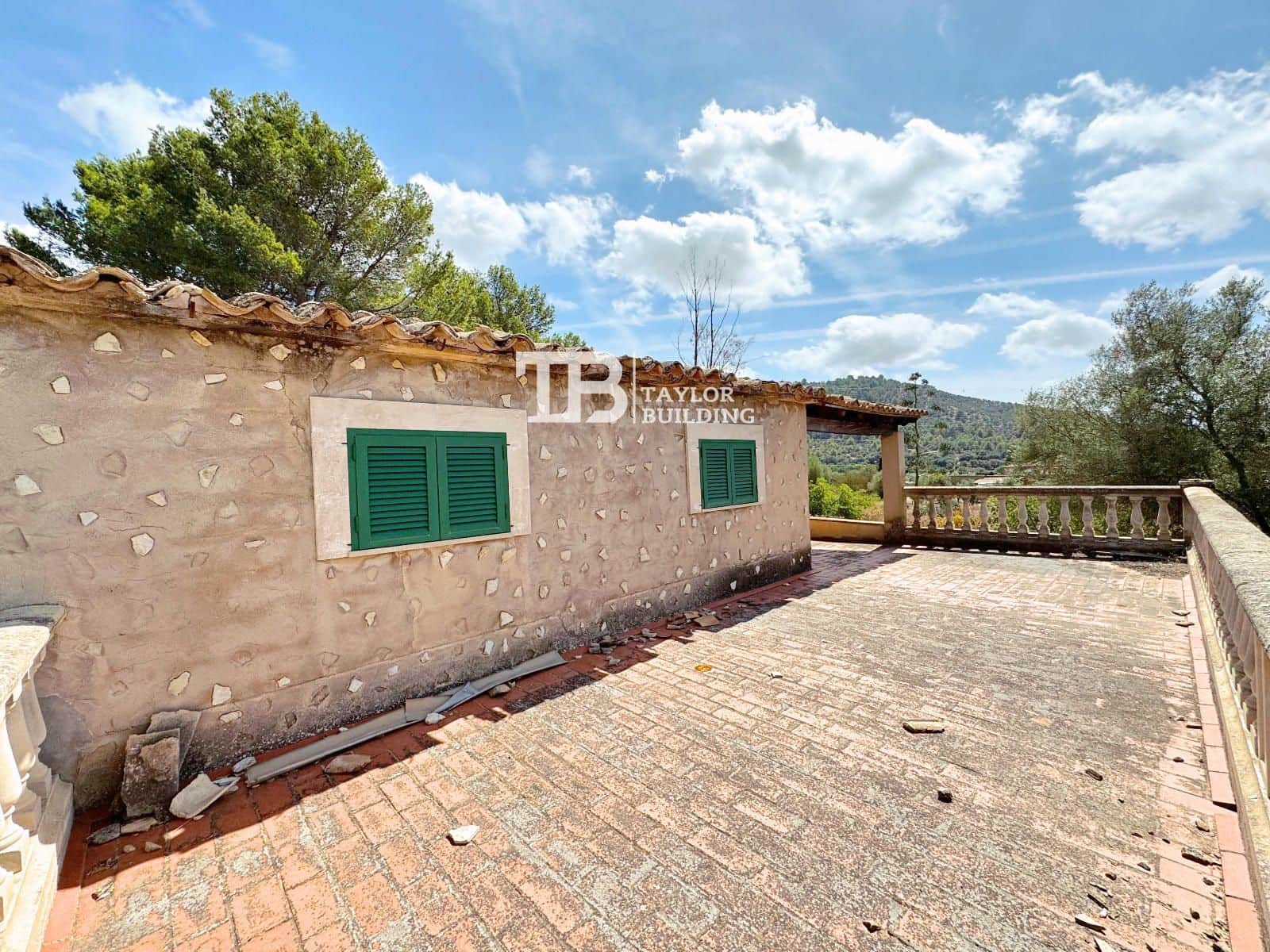 5 soveværelse Villa til salg i Alaro med swimmingpool garage - € 2.800.000 (Ref: 9210537)