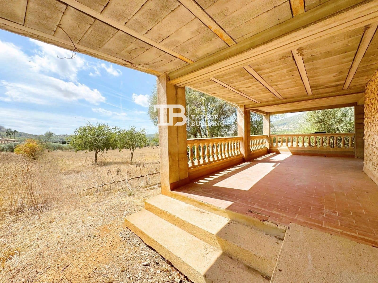 5 soveværelse Villa til salg i Alaro med swimmingpool garage - € 2.800.000 (Ref: 9210537)