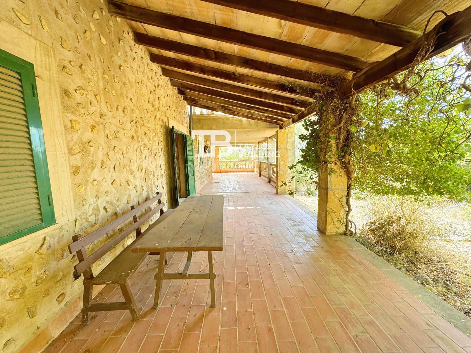 5 soveværelse Villa til salg i Alaro med swimmingpool garage - € 2.800.000 (Ref: 9210537)