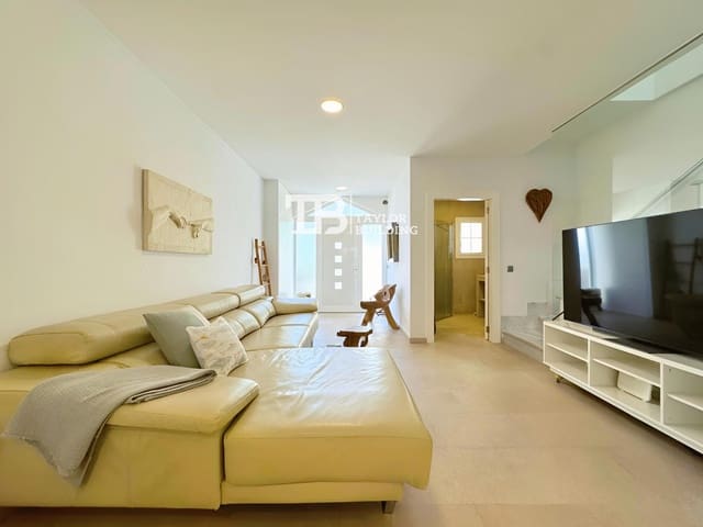 3 bedroom Townhouse for sale in El Viver, Palma de Mallorca with garage - € 495,000 (Ref: 9231992)