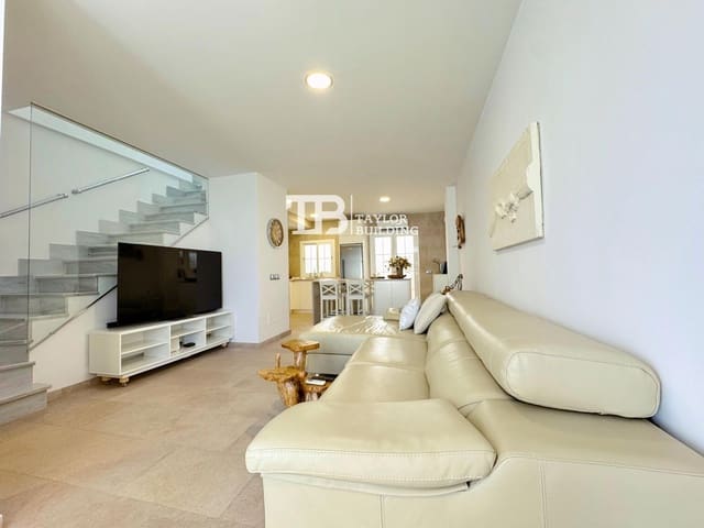 3 bedroom Townhouse for sale in El Viver, Palma de Mallorca with garage - € 495,000 (Ref: 9231992)