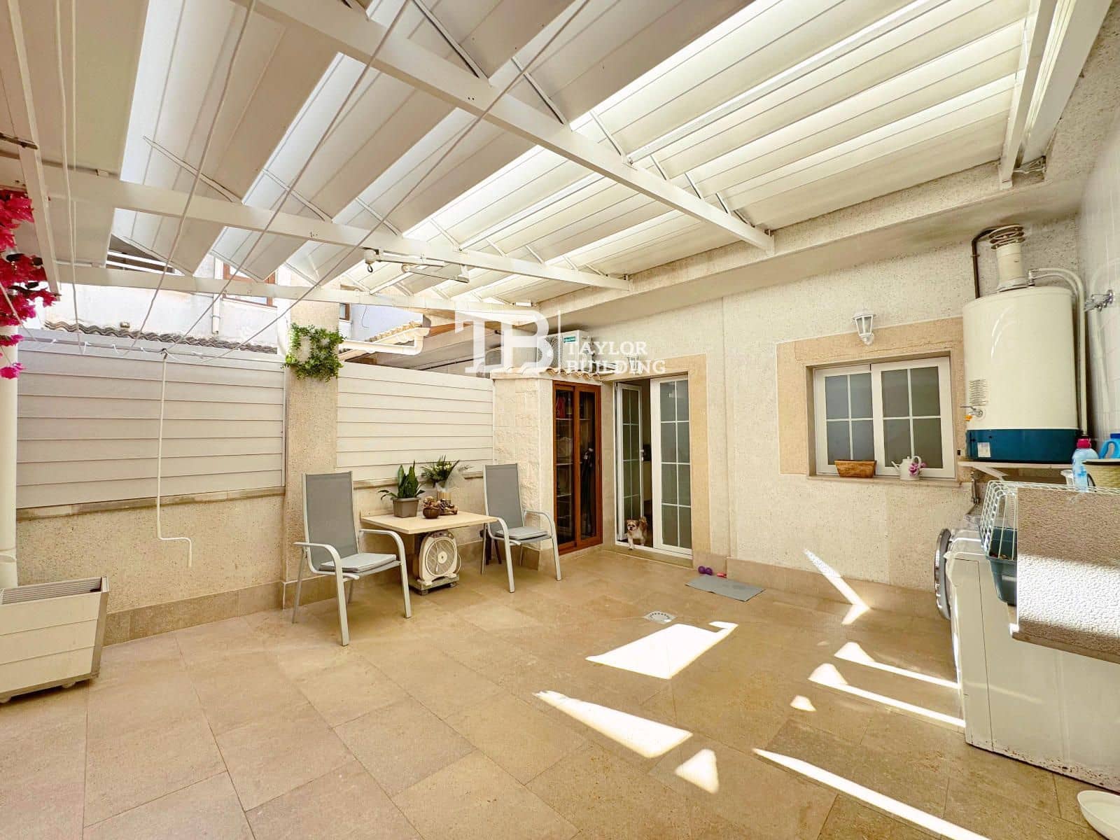 3 bedroom Townhouse for sale in Palma de Mallorca with garage - € 495,000 (Ref: 9231992)
