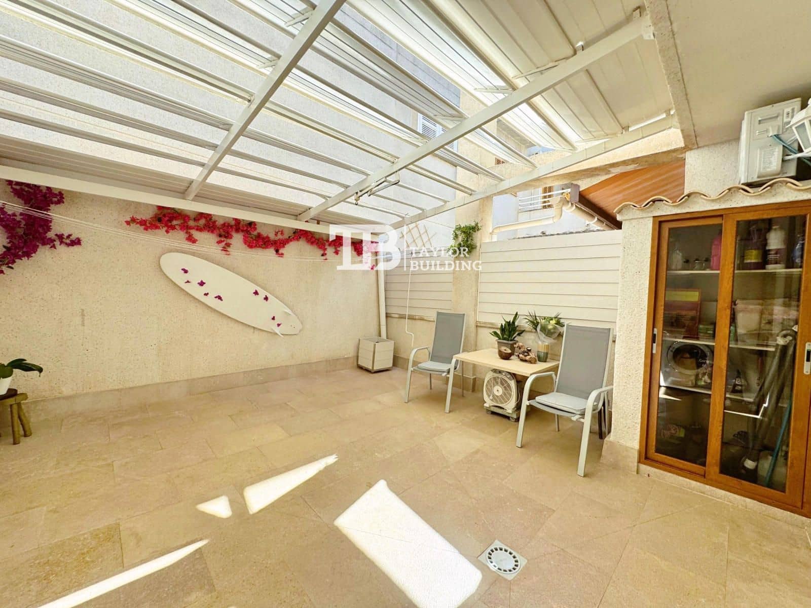3 bedroom Townhouse for sale in Palma de Mallorca with garage - € 495,000 (Ref: 9231992)
