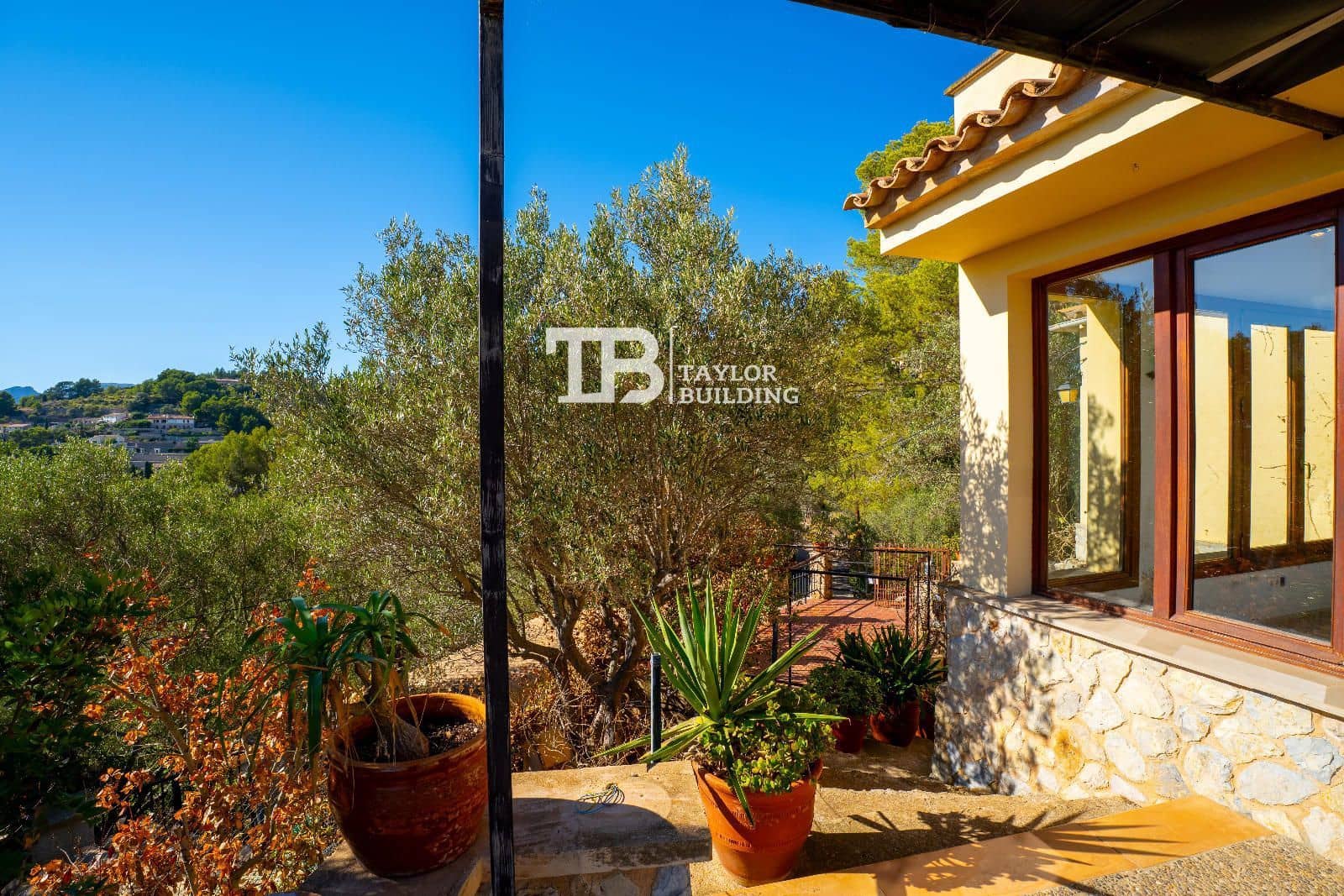 4 soveværelse Villa til salg i Galilea med swimmingpool garage - € 1.250.000 (Ref: 9235803)