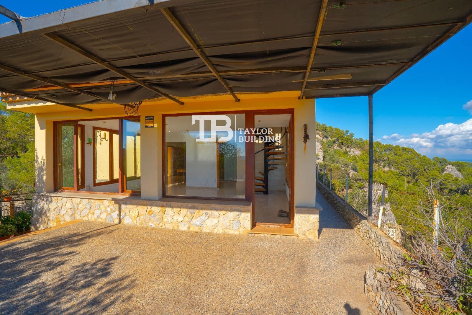 4 soveværelse Villa til salg i Galilea med swimmingpool garage - € 1.250.000 (Ref: 9235803)