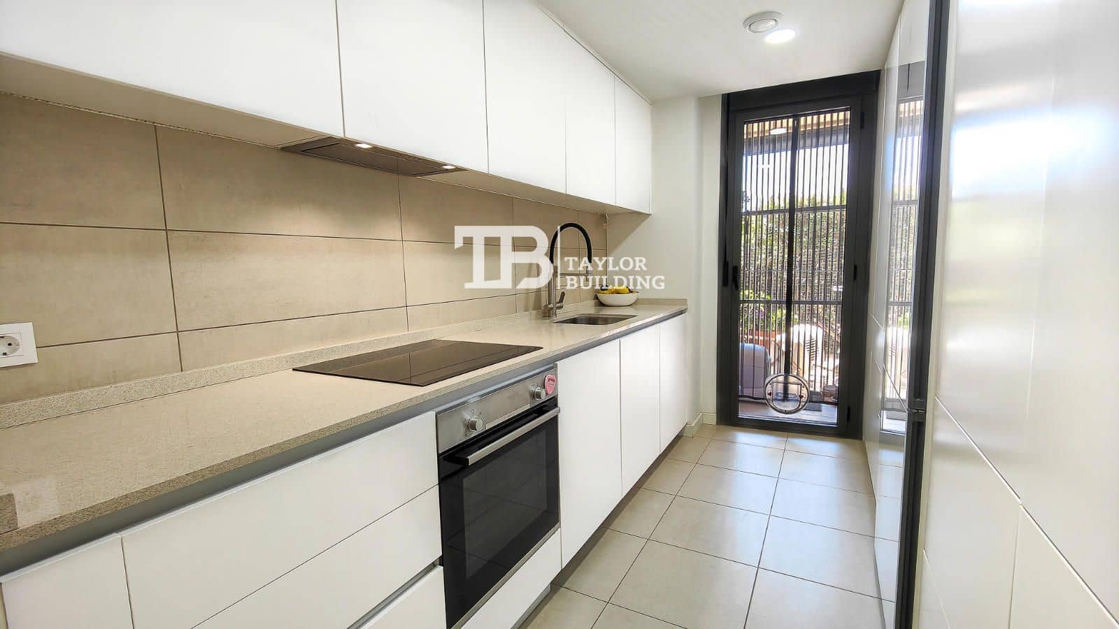 3 soveværelse Lejlighed til salg i Palma de Mallorca med swimmingpool garage - € 595.000 (Ref: 9308029)