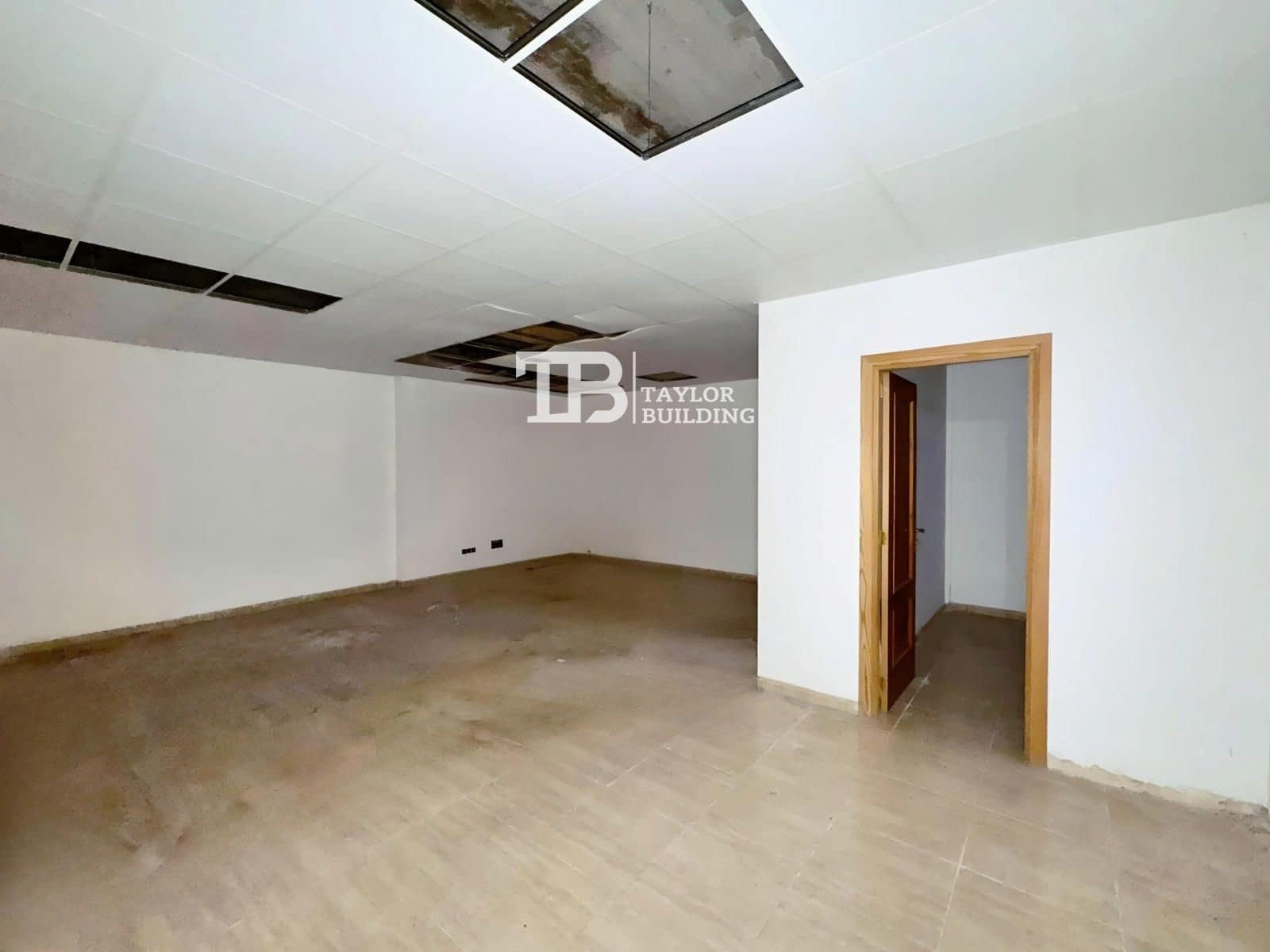 Erhverv til salg i Andratx med garage - € 300.000 (Ref: 9345344)