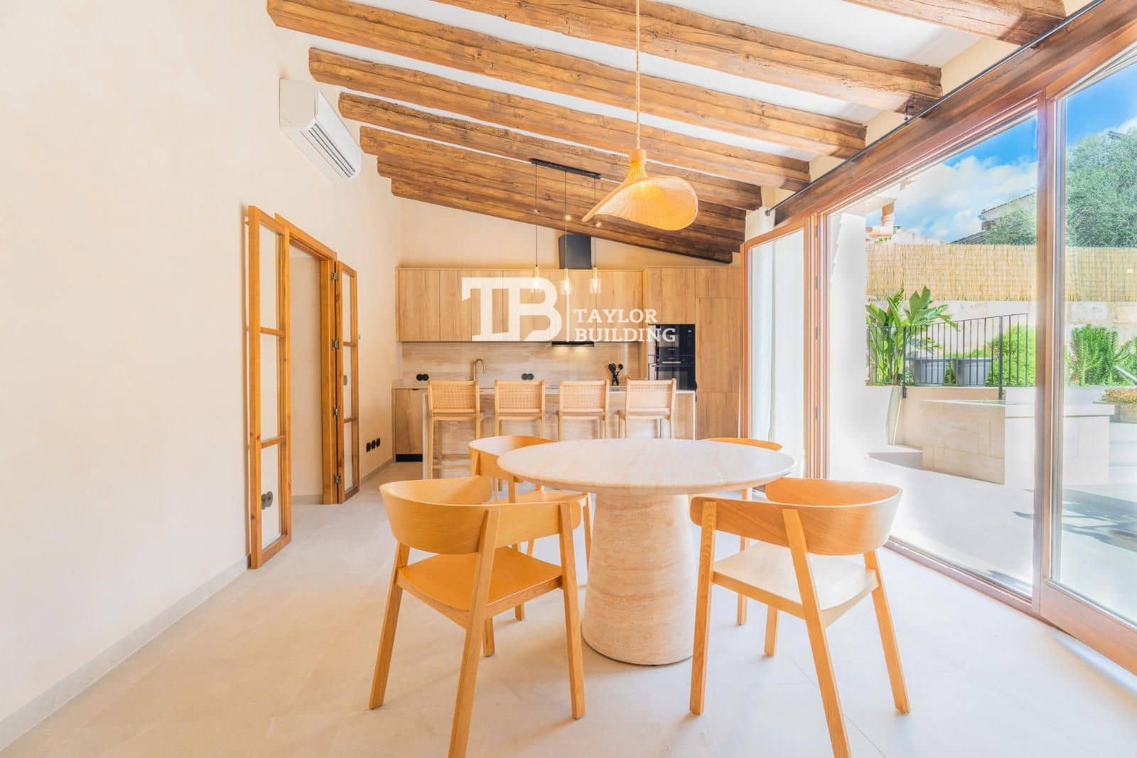 4 slaapkamer Villa te koop in Muro met zwembad garage - € 1.100.000 (Ref: 9354059)