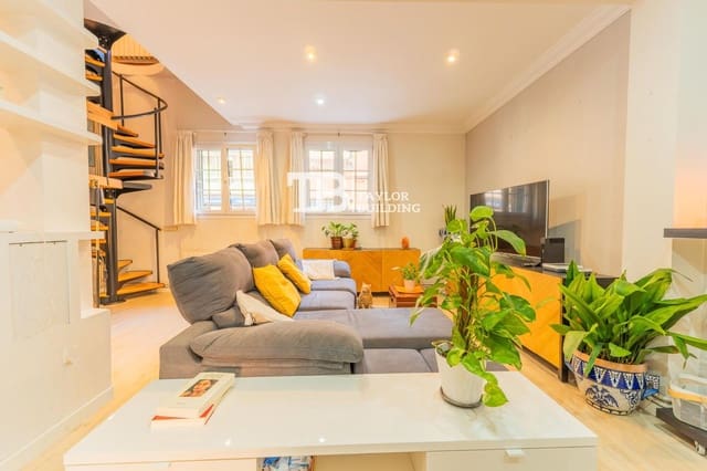 4 bedroom Flat for sale in Plaça de Toros, Palma de Mallorca - € 495,000 (Ref: 9360319)