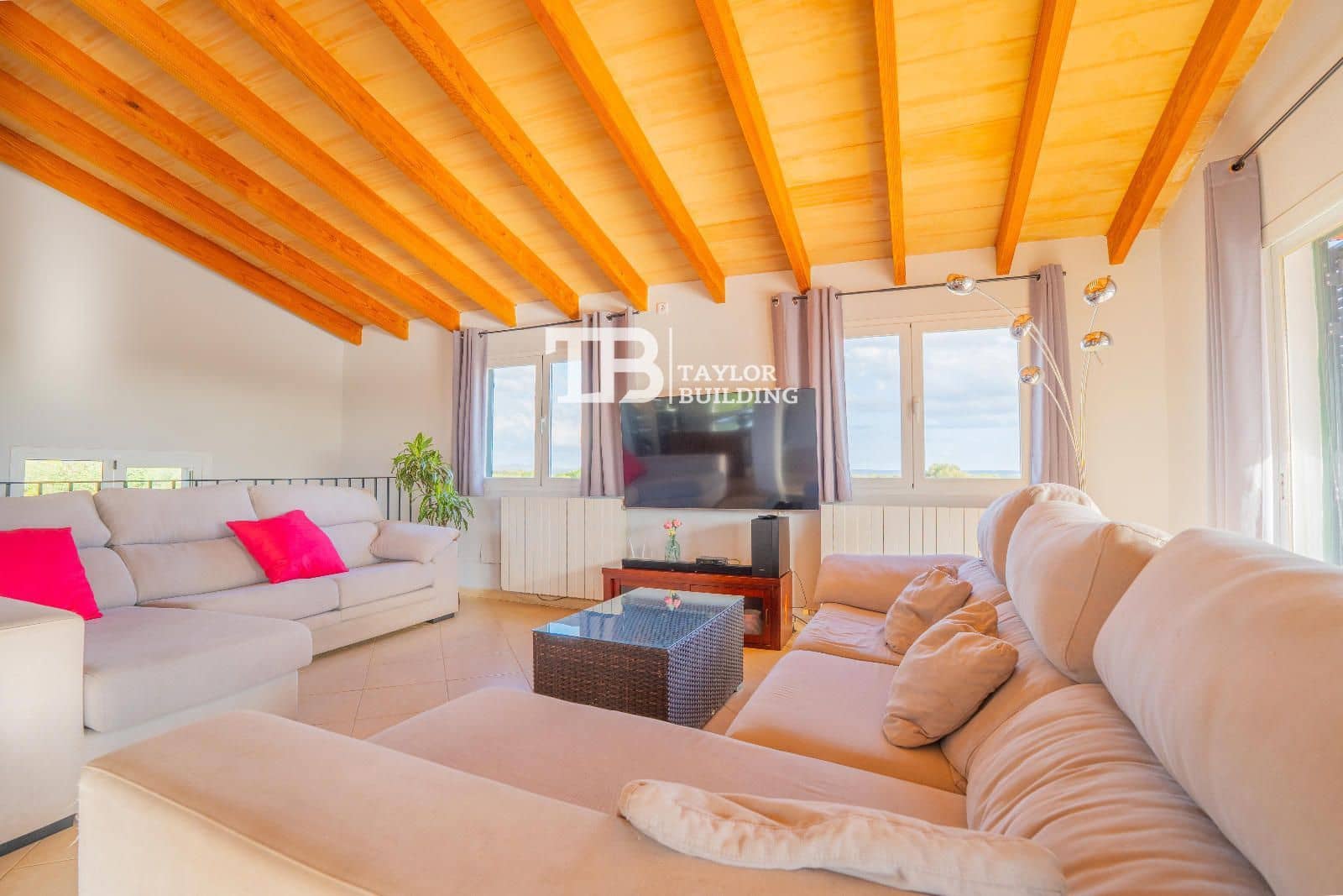 3 soveværelse Villa til salg i Campos med garage - € 1.250.000 (Ref: 9377999)