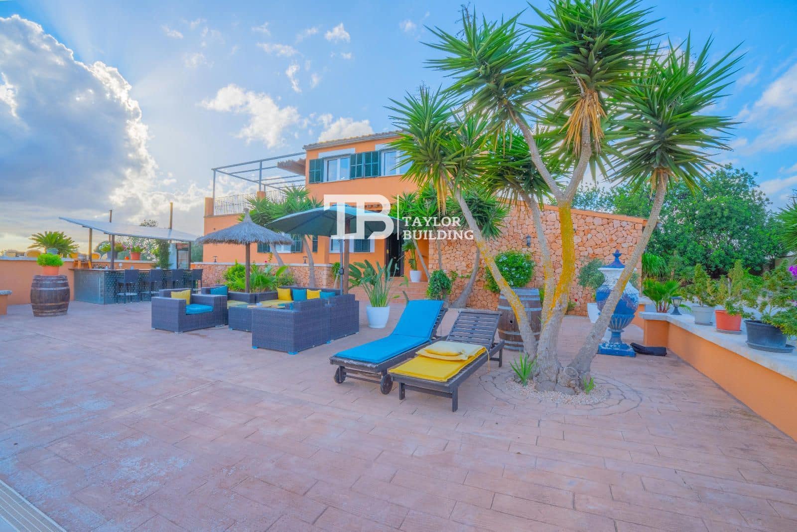 3 soveværelse Villa til salg i Campos med garage - € 1.250.000 (Ref: 9377999)