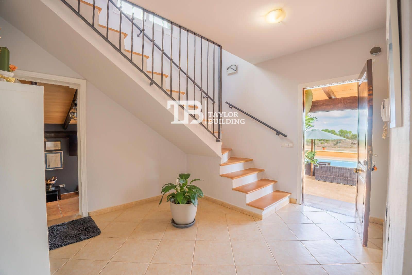 3 soveværelse Villa til salg i Campos med garage - € 1.250.000 (Ref: 9377999)