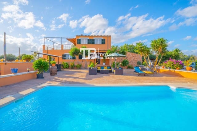 3 soveværelse Villa til salg i Campos med garage - € 1.250.000 (Ref: 9377999)