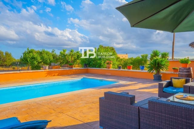 3 soveværelse Villa til salg i Campos med garage - € 1.250.000 (Ref: 9377999)