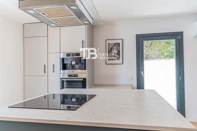 2 bedroom Townhouse for sale in Andratx with garage - € 460,000 (Ref: 9378209)