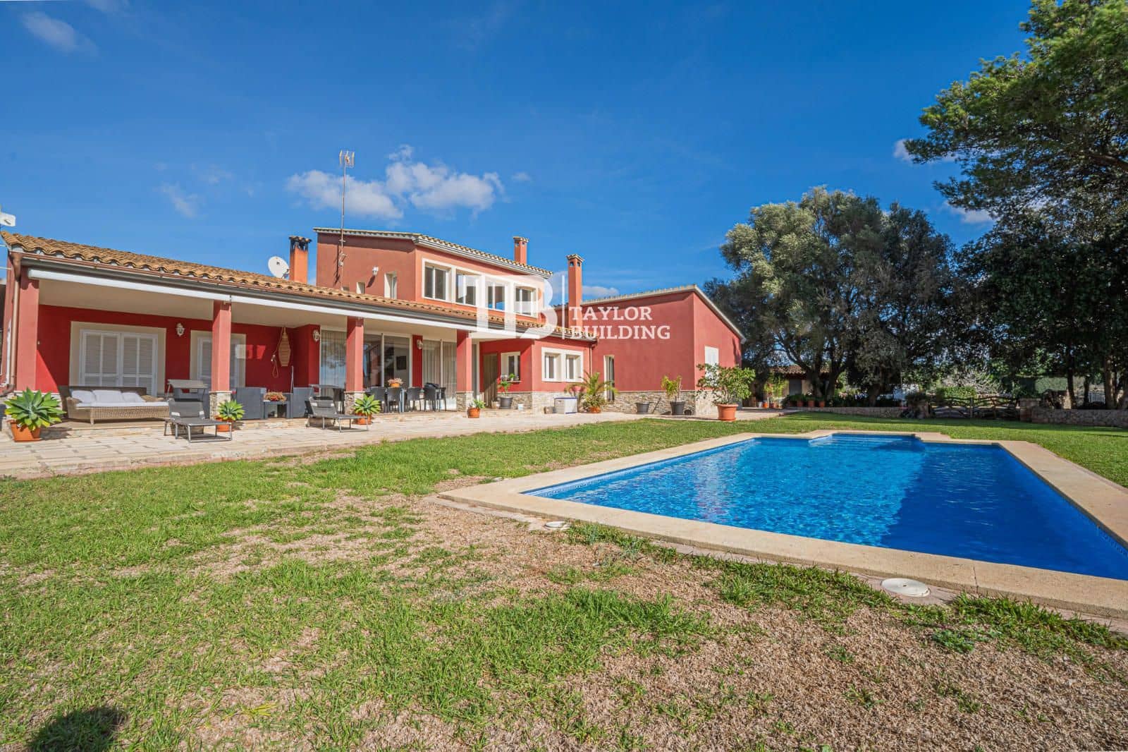 6 soveværelse Villa til salg i Son Servera med swimmingpool garage - € 2.655.000 (Ref: 9387052)