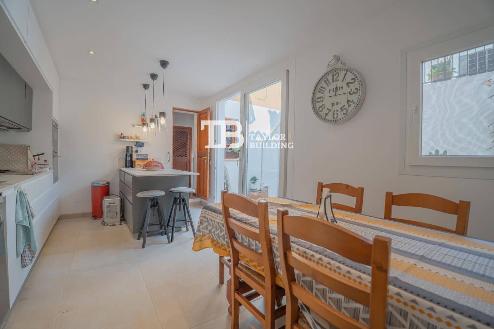 5 sypialnia Willa na sprzedaż w Andratx - 685 000 € (Ref: 9410379)