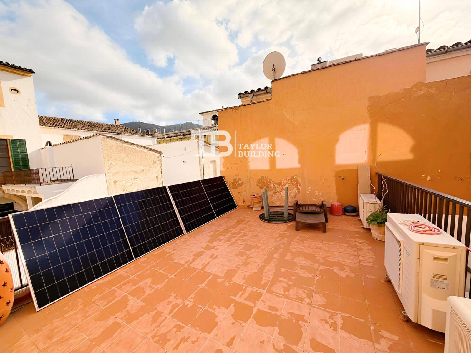 5 sypialnia Willa na sprzedaż w Andratx - 685 000 € (Ref: 9410379)