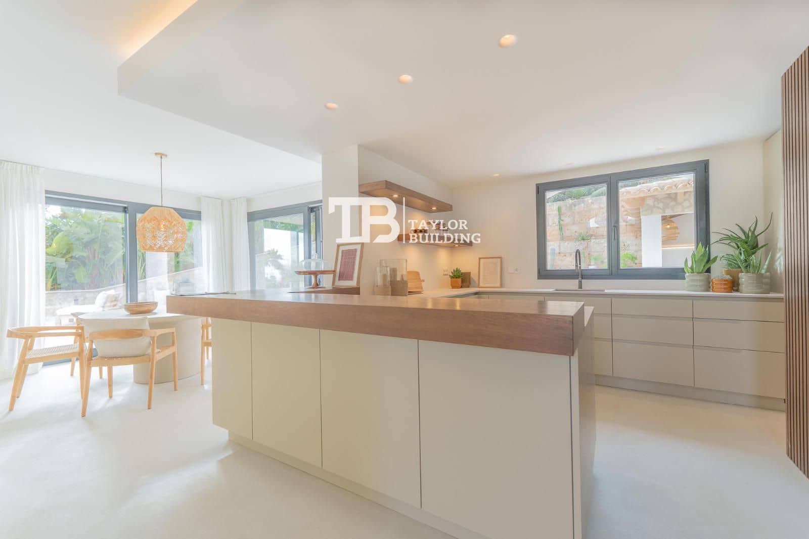 5 quarto Moradia para venda em Costa d'en Blanes com piscina garagem - 3 900 000 € (Ref: 9453613)