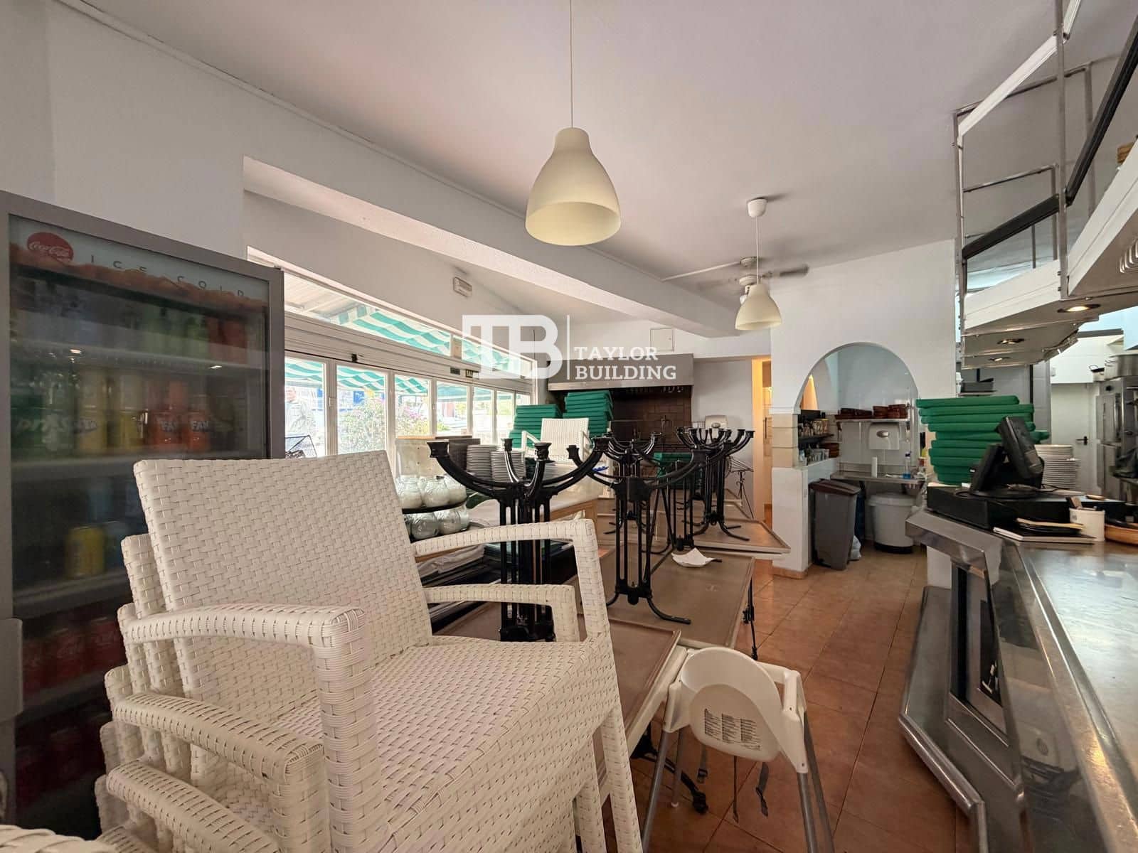 Kaupallinen myytävänä paikassa Santa Ponsa mukana 
autotalli - 149 900 € (Ref: 9467765)