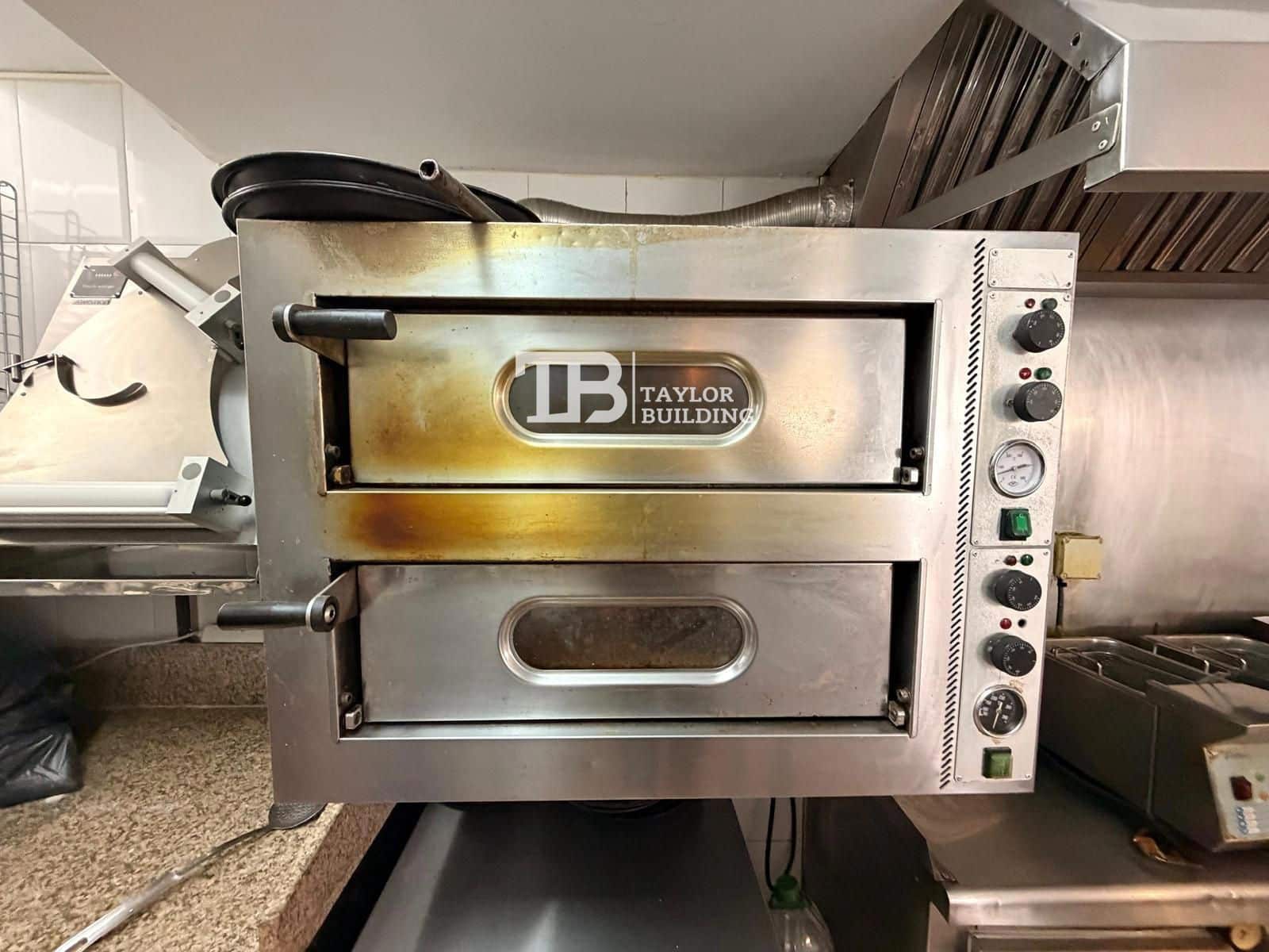 Kaupallinen myytävänä paikassa Santa Ponsa mukana 
autotalli - 149 900 € (Ref: 9467765)