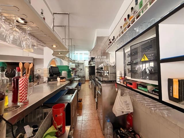 Comercial para venda em Santa Ponsa, Calvià com garagem - 149 900 € (Ref: 9467765)