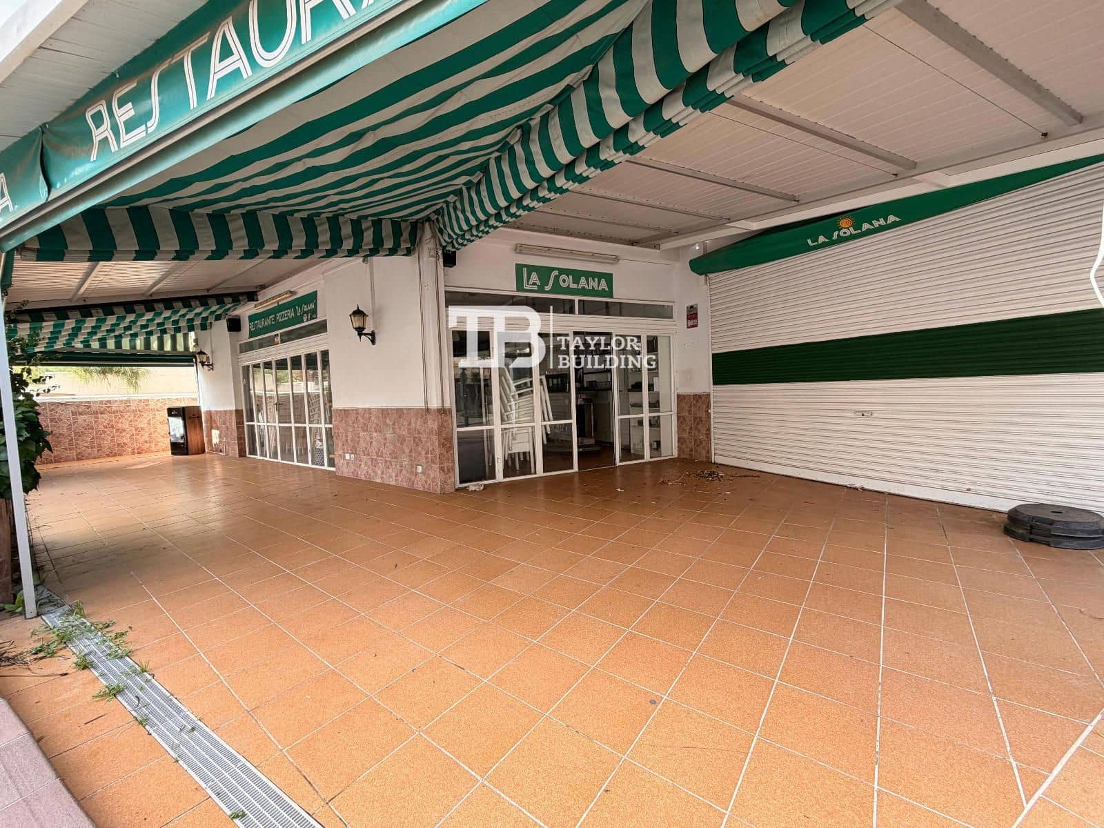 Kaupallinen myytävänä paikassa Santa Ponsa mukana 
autotalli - 149 900 € (Ref: 9467765)