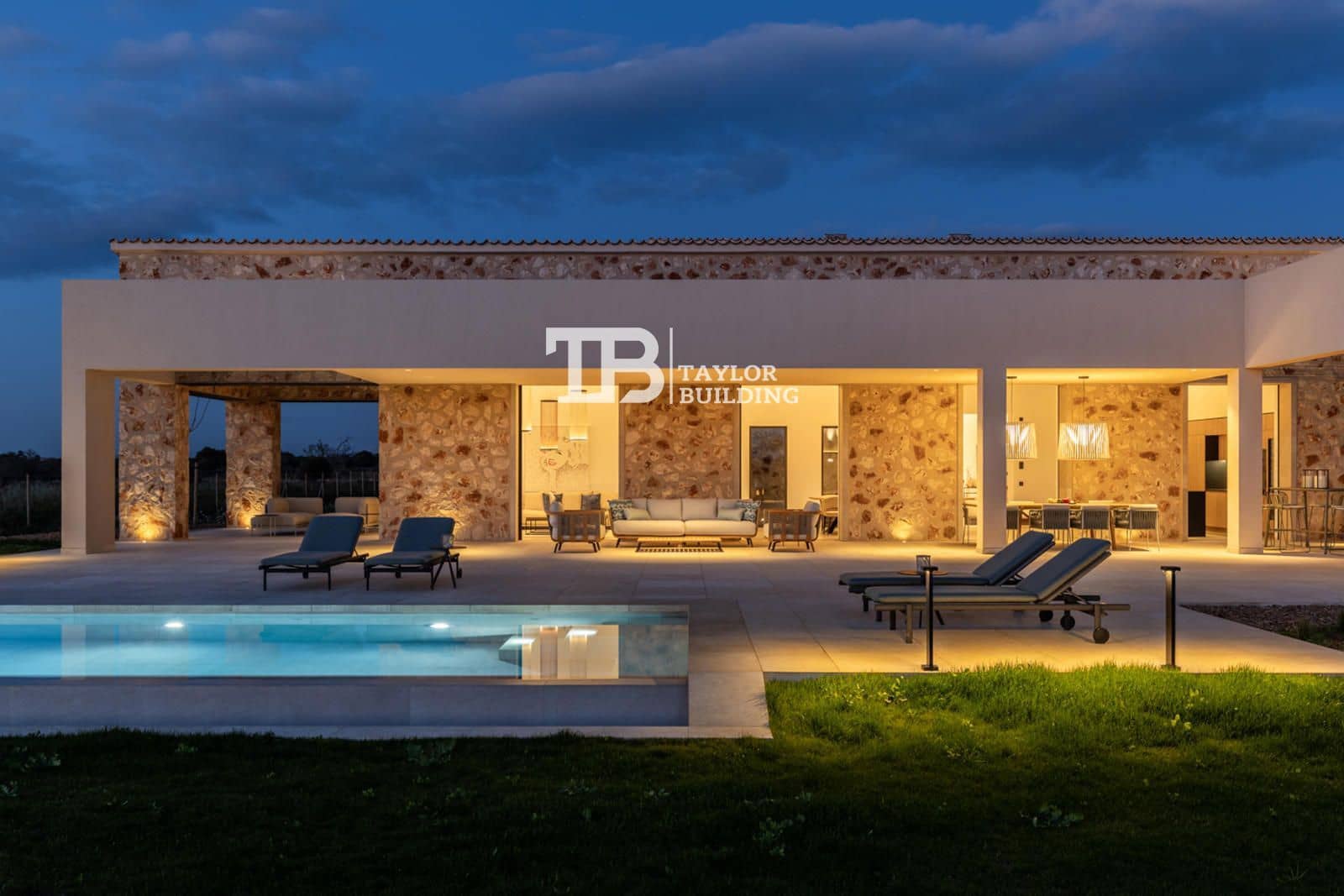 Chalet de 4 habitaciones en Cala Llombards en venta con piscina garaje - 6.200.000 € (Ref: 9511345)