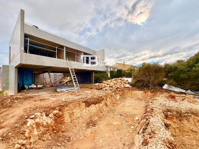 4 bedroom Villa for sale in Sa Torre (Llucmajor), Llucmajor with pool garage - € 2,690,000 (Ref: 9544132)