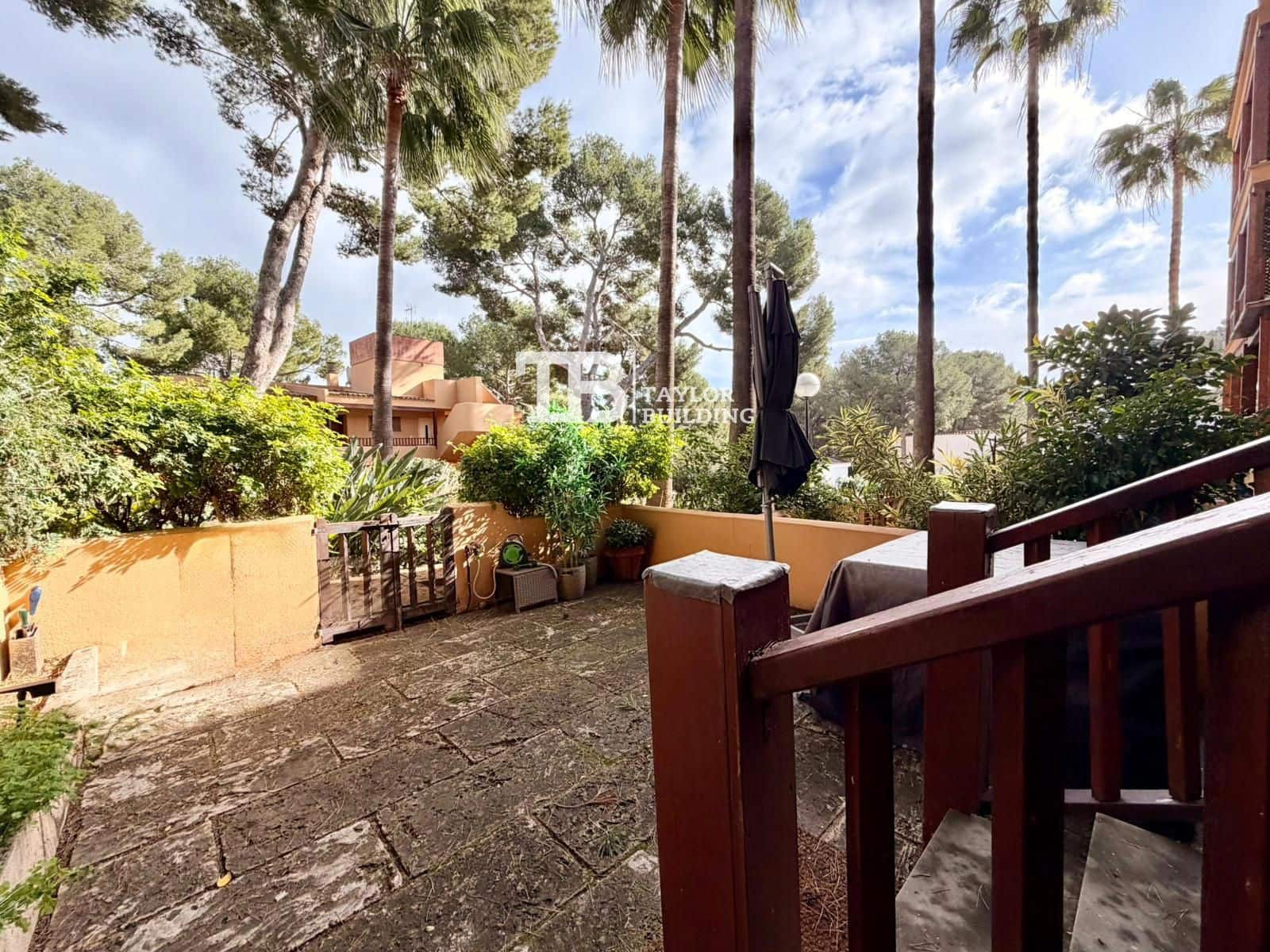 1 sovrum Lägenhet till salu i Santa Ponsa med pool - 335 000 € (Ref: 9559118)