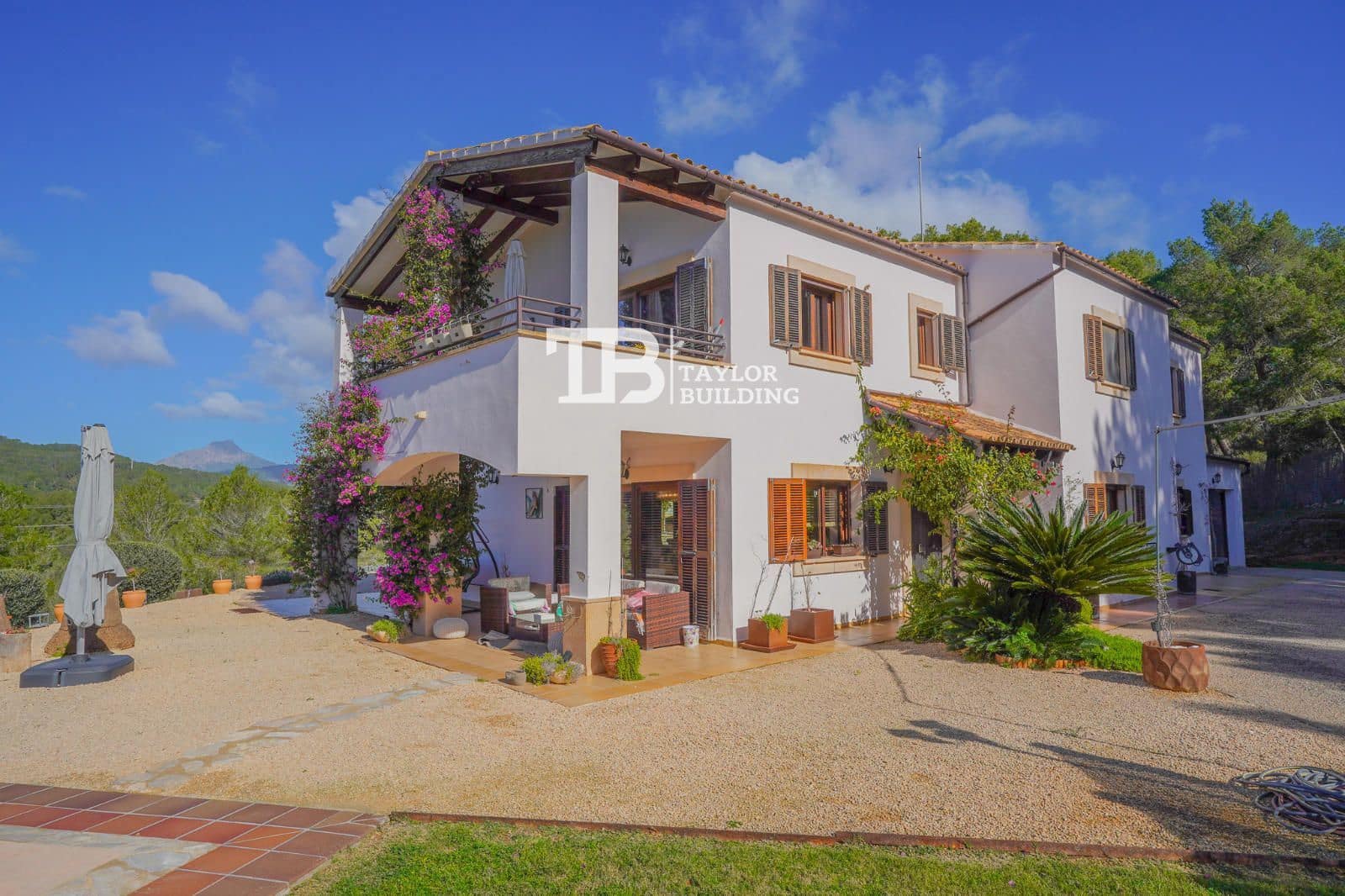 5 sypialnia Willa na sprzedaż w Calvia z basenem garażem - 2 170 000 € (Ref: 9580159)