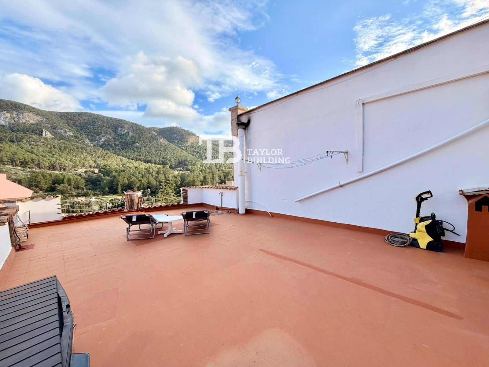 3 slaapkamer Villa te koop in Andratx met garage - € 430.000 (Ref: 9603287)