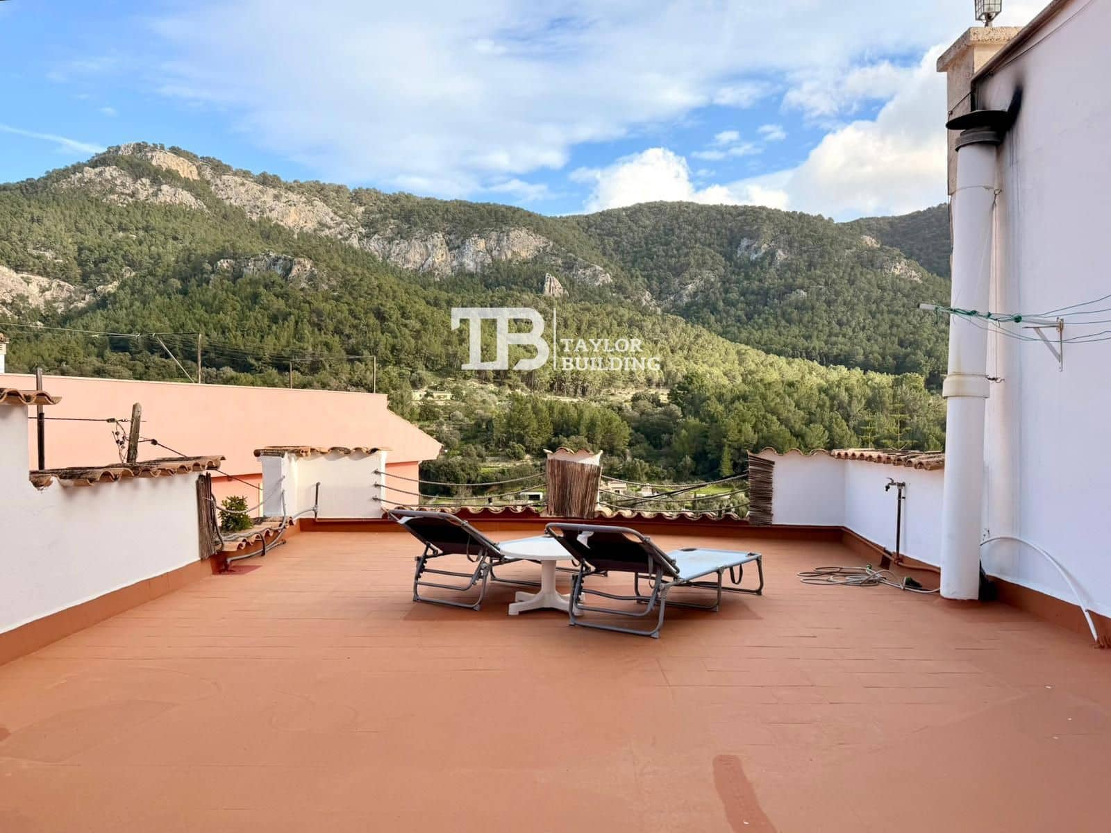 3 slaapkamer Villa te koop in Andratx met garage - € 430.000 (Ref: 9603287)