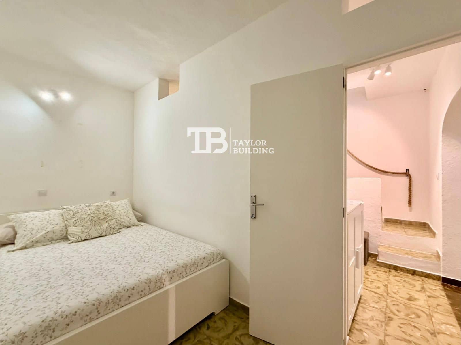 3 slaapkamer Villa te koop in Andratx met garage - € 430.000 (Ref: 9603287)