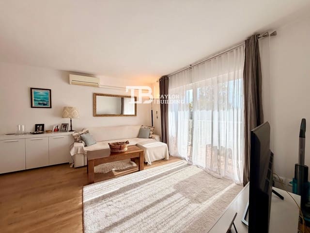 2 bedroom Flat for sale in Son Ferrer, Calvià with garage - € 364,000 (Ref: 9623176)