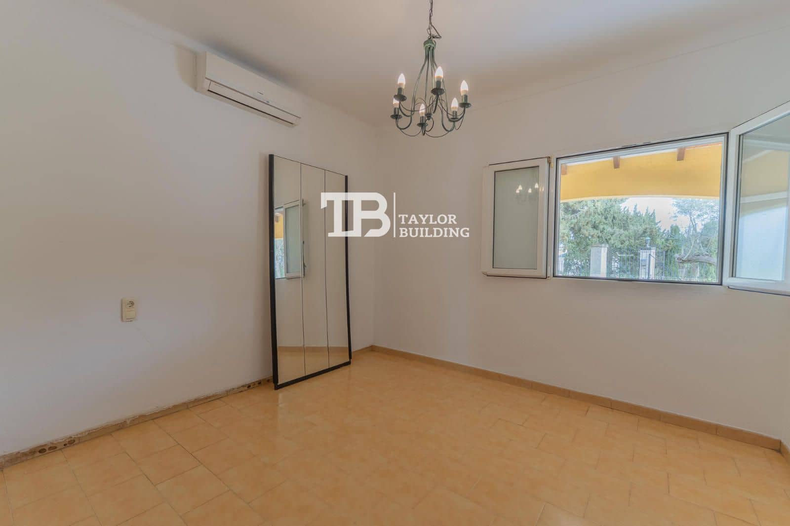 4 bedroom Villa for sale in Binissalem with pool garage - € 750,000 (Ref: 9685140)