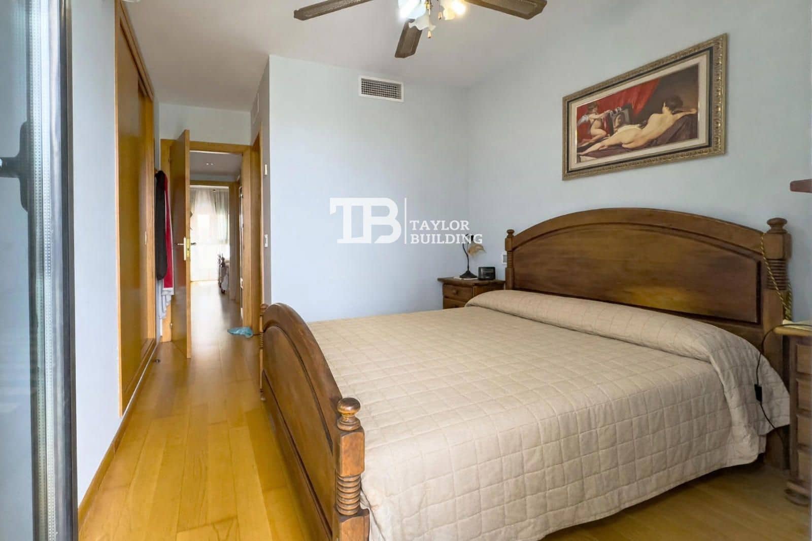 3 bedroom Flat for sale in Palma de Mallorca - € 399,000 (Ref: 9709465)