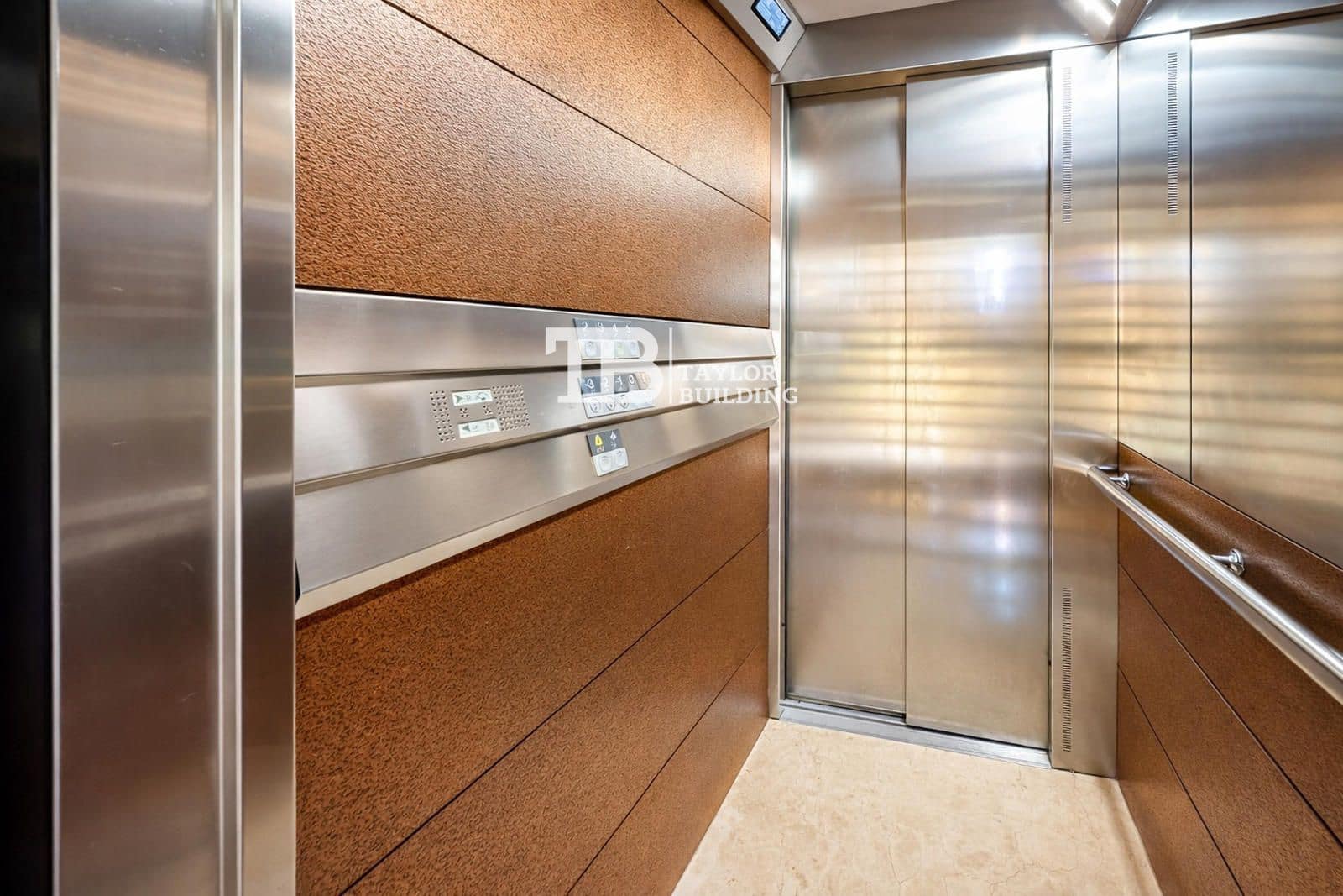 3 bedroom Flat for sale in Palma de Mallorca - € 399,000 (Ref: 9709465)