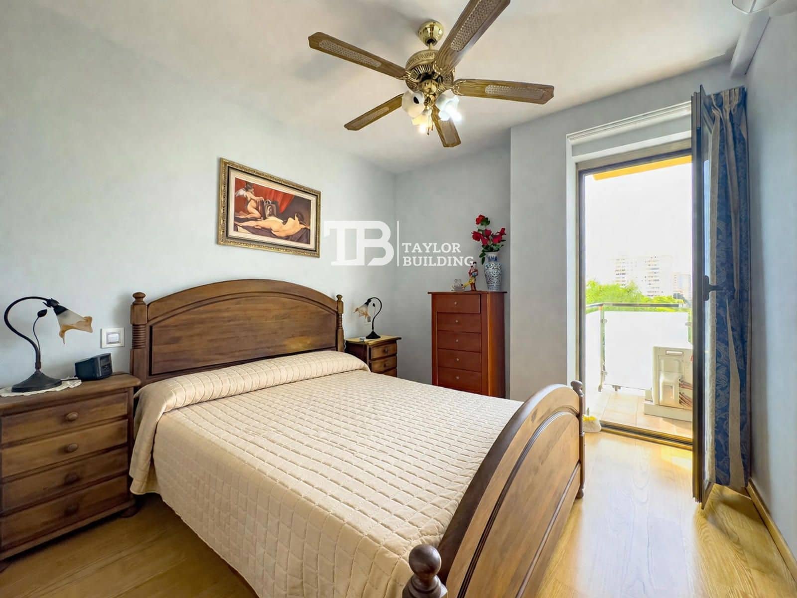 3 bedroom Flat for sale in Palma de Mallorca - € 399,000 (Ref: 9709465)