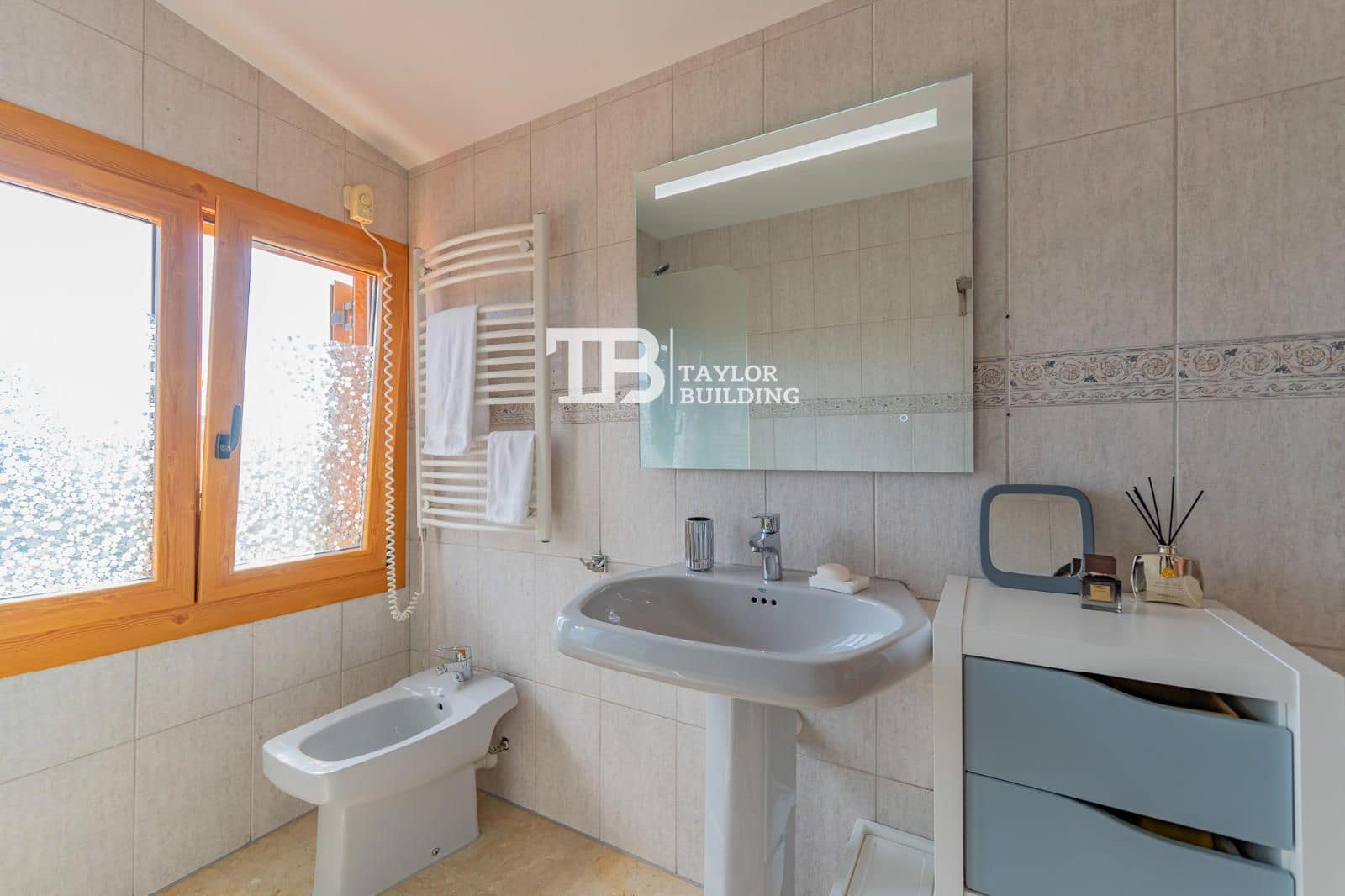 4 makuuhuone Huvila myytävänä paikassa Palmanyola mukana uima-altaan 
autotalli - 895 000 € (Ref: 9716710)