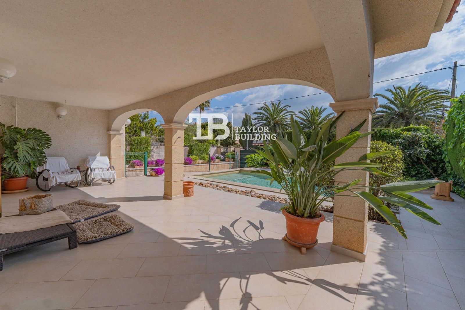 4 makuuhuone Huvila myytävänä paikassa Palmanyola mukana uima-altaan 
autotalli - 895 000 € (Ref: 9716710)