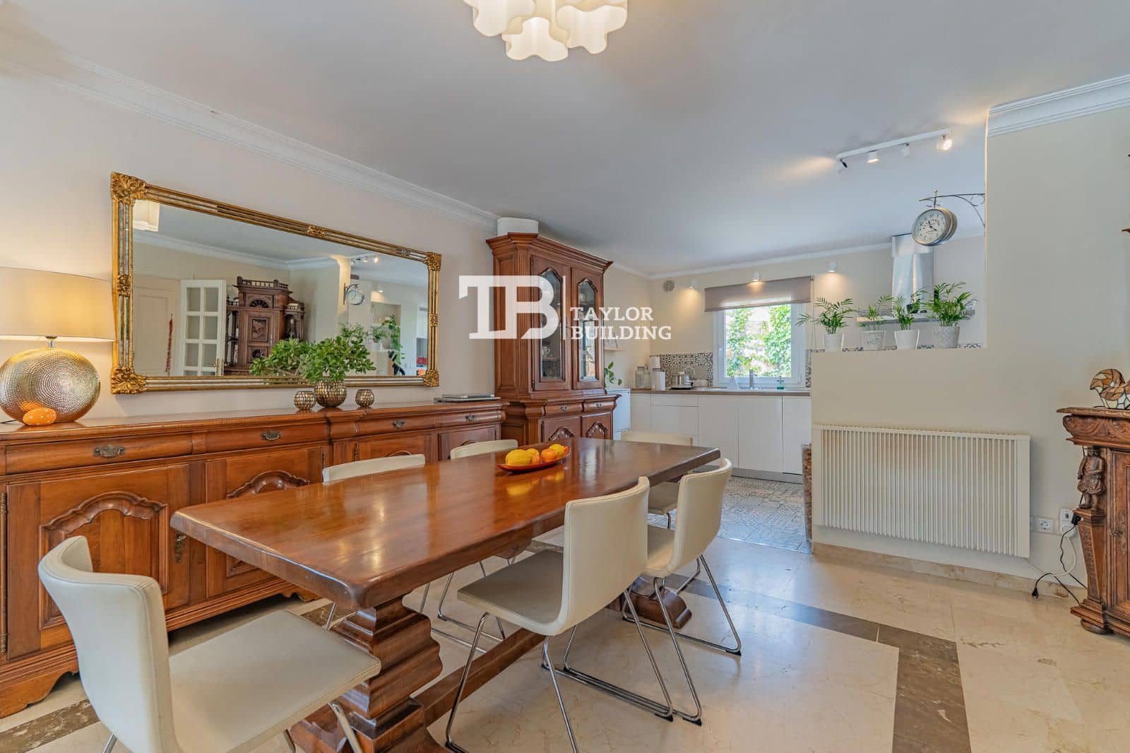 4 makuuhuone Huvila myytävänä paikassa Palmanyola mukana uima-altaan 
autotalli - 895 000 € (Ref: 9716710)