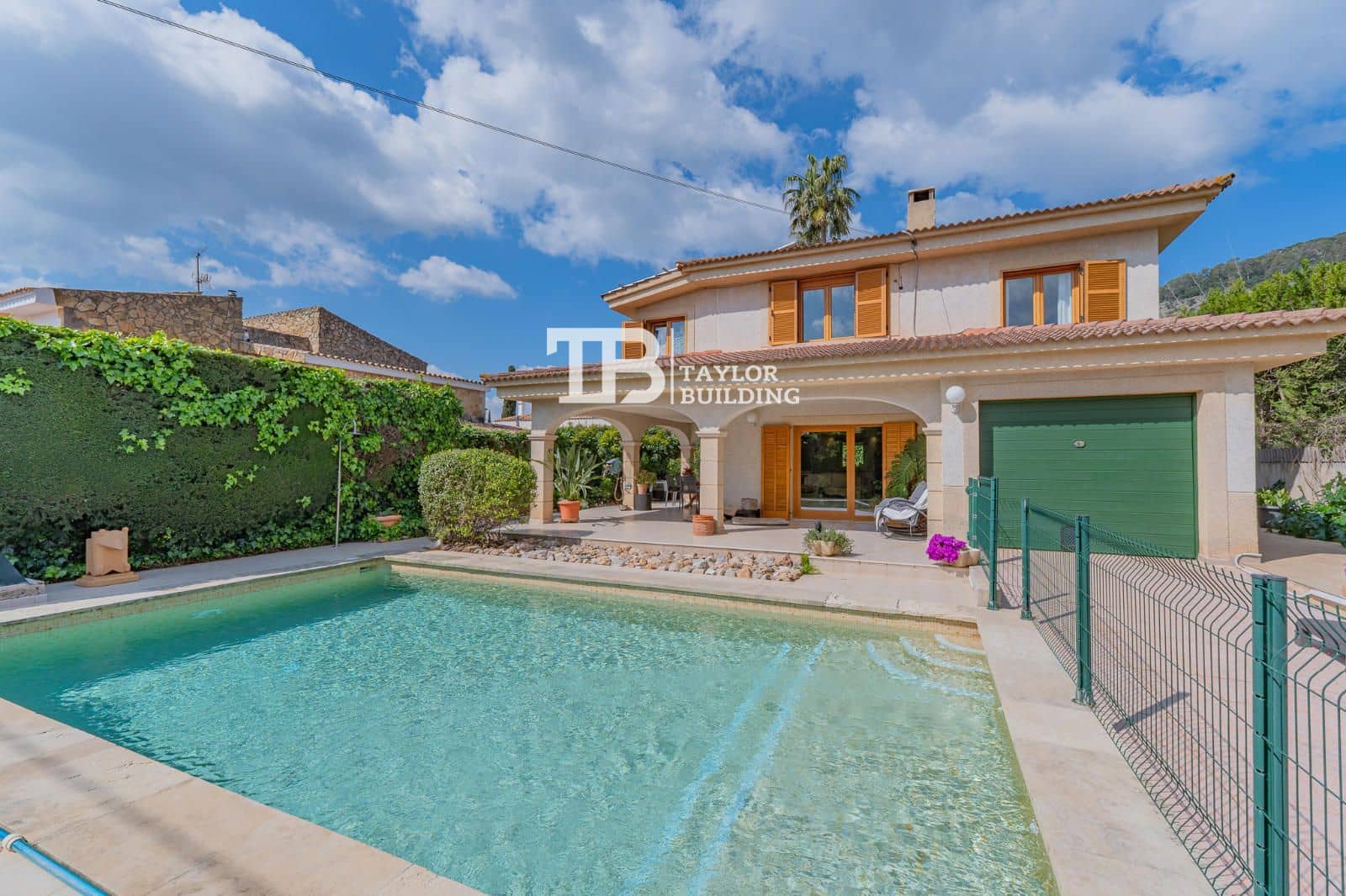 4 makuuhuone Huvila myytävänä paikassa Palmanyola mukana uima-altaan 
autotalli - 895 000 € (Ref: 9716710)