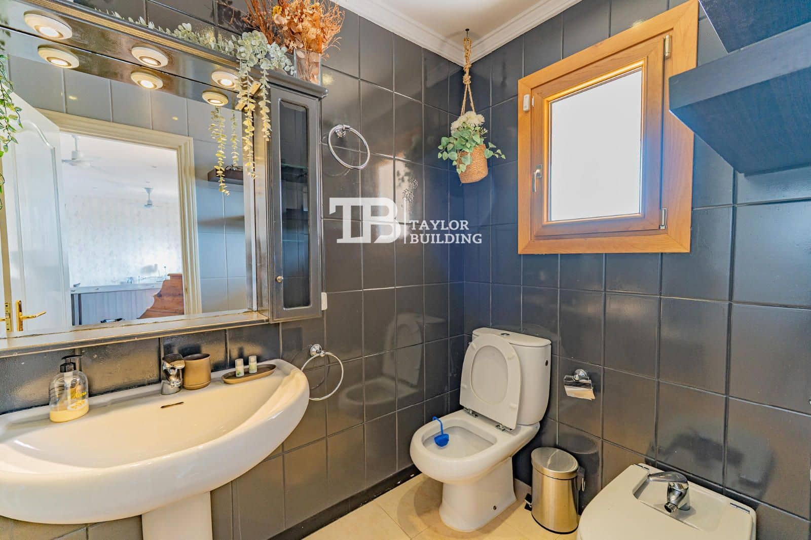 9 soveværelse Villa til salg i Peguera / Paguera med swimmingpool garage - € 3.900.000 (Ref: 9716711)