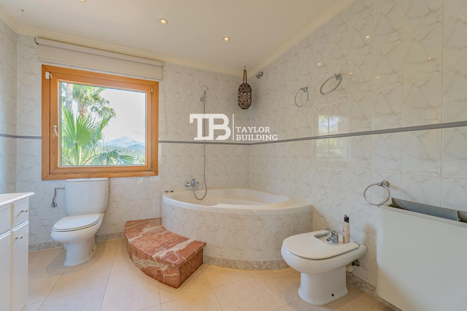 9 soveværelse Villa til salg i Peguera / Paguera med swimmingpool garage - € 3.900.000 (Ref: 9716711)