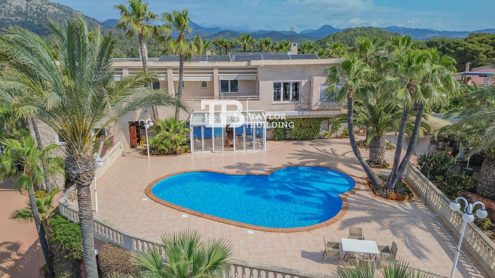 9 soveværelse Villa til salg i Peguera / Paguera med swimmingpool garage - € 3.900.000 (Ref: 9716711)